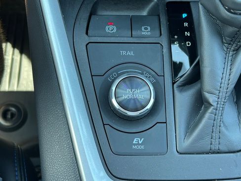 Used 2024 Toyota RAV4 XSE w/ Advanced Technology Package image 29