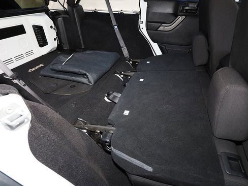 Used 2017 Jeep Wrangler Unlimited Sport w/ Quick Order Package 24S image 30