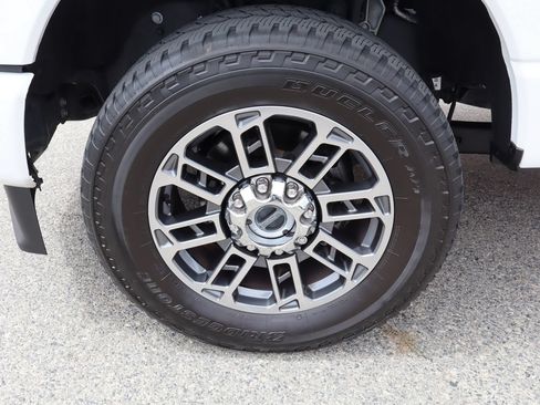 Used 2024 Ford F250 Limited w/ FX4 Off-Road Package AWD/4WD image 14