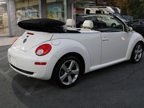 Used 2007 Volkswagen Beetle Triple White Edition image 25