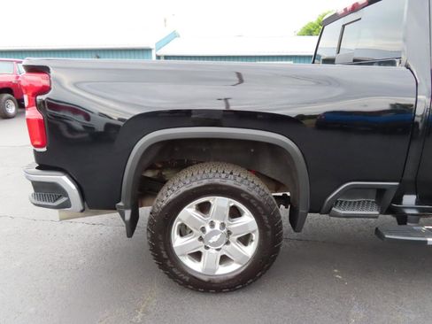 Used 2020 Chevrolet Silverado 2500 LTZ AWD/4WD image 21