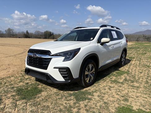 Certified 2025 Subaru Ascent Premium AWD/4WD image 3