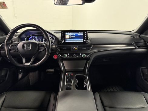 Used 2022 Honda Accord Sport image 15