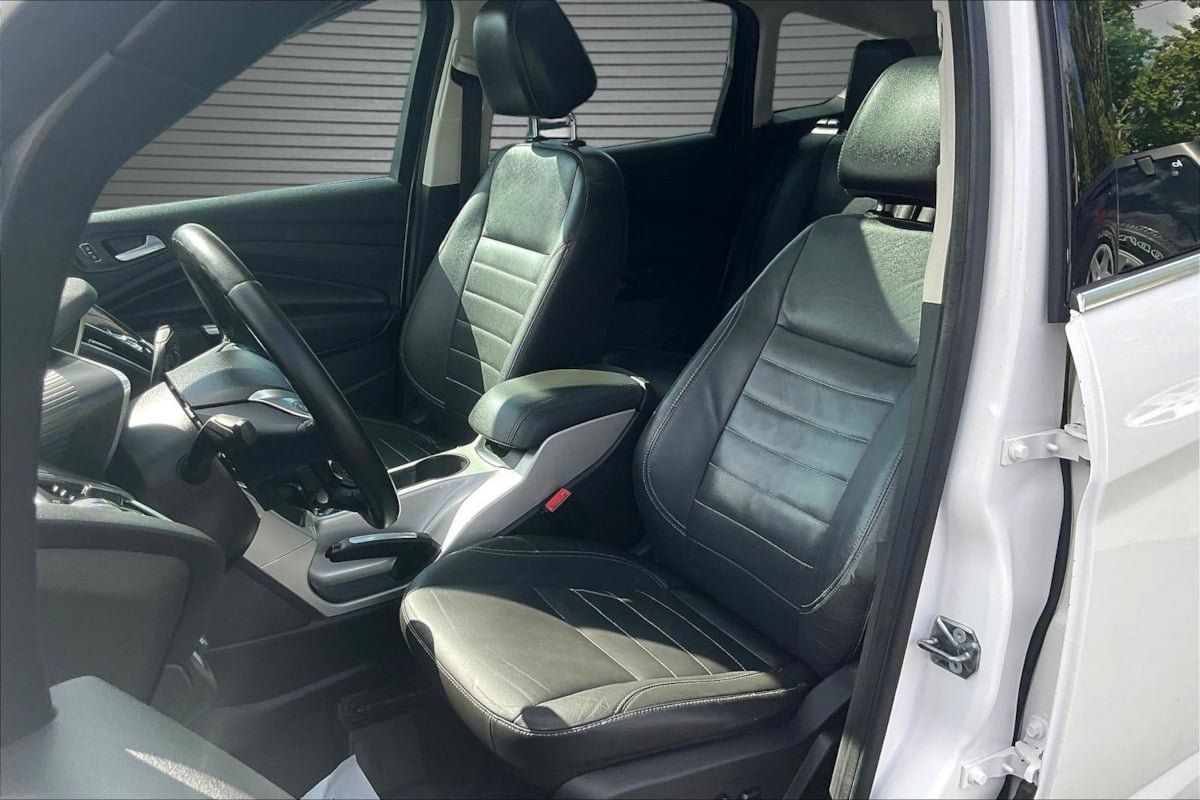 Used 2013 Ford C-MAX Energi SEL FWD image 20