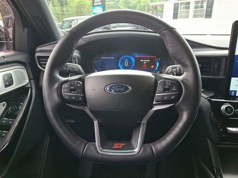 Used 2023 Ford Explorer ST w/ Equipment Group 401A AWD/4WD image 19
