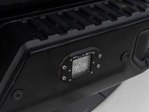 Used 2022 GMC Sierra 1500 AT4X image 8