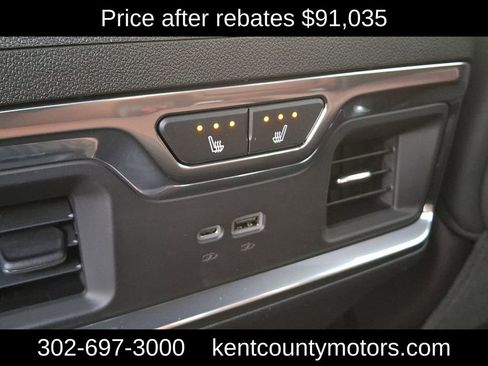 New 2026 GMC Sierra 2500 Denali Ultimate w/ LPO, Black Badging Package image 9