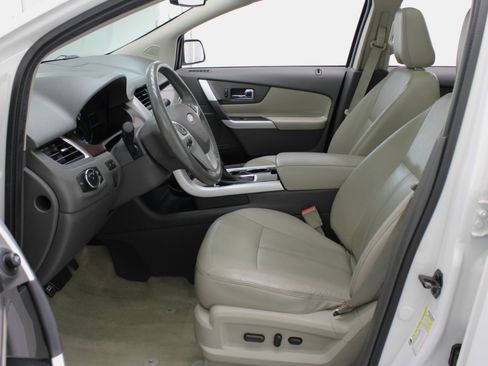 Used 2012 Ford Edge Limited image 32