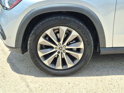Used 2021 Mercedes-Benz GLE 350 4MATIC w/ Premium Package image 9