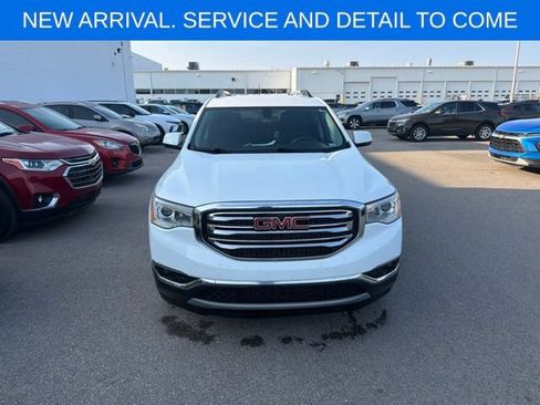 Used 2019 GMC Acadia SLE w/ Driver Alert Package I AWD/4WD image 3