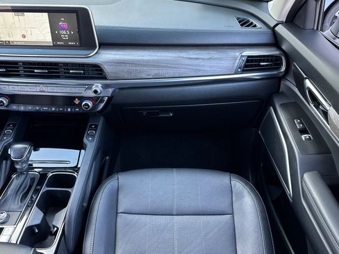 Used 2022 Kia Telluride EX image 30