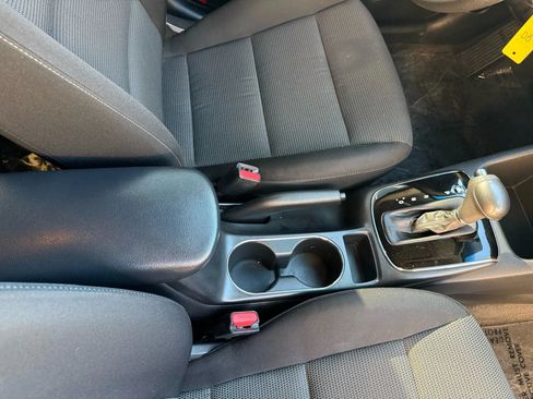 Used 2018 Kia Forte LX FWD image 17