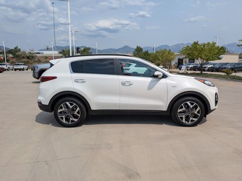 Used 2021 Kia Sportage EX w/ EX Technology Package AWD/4WD image 6