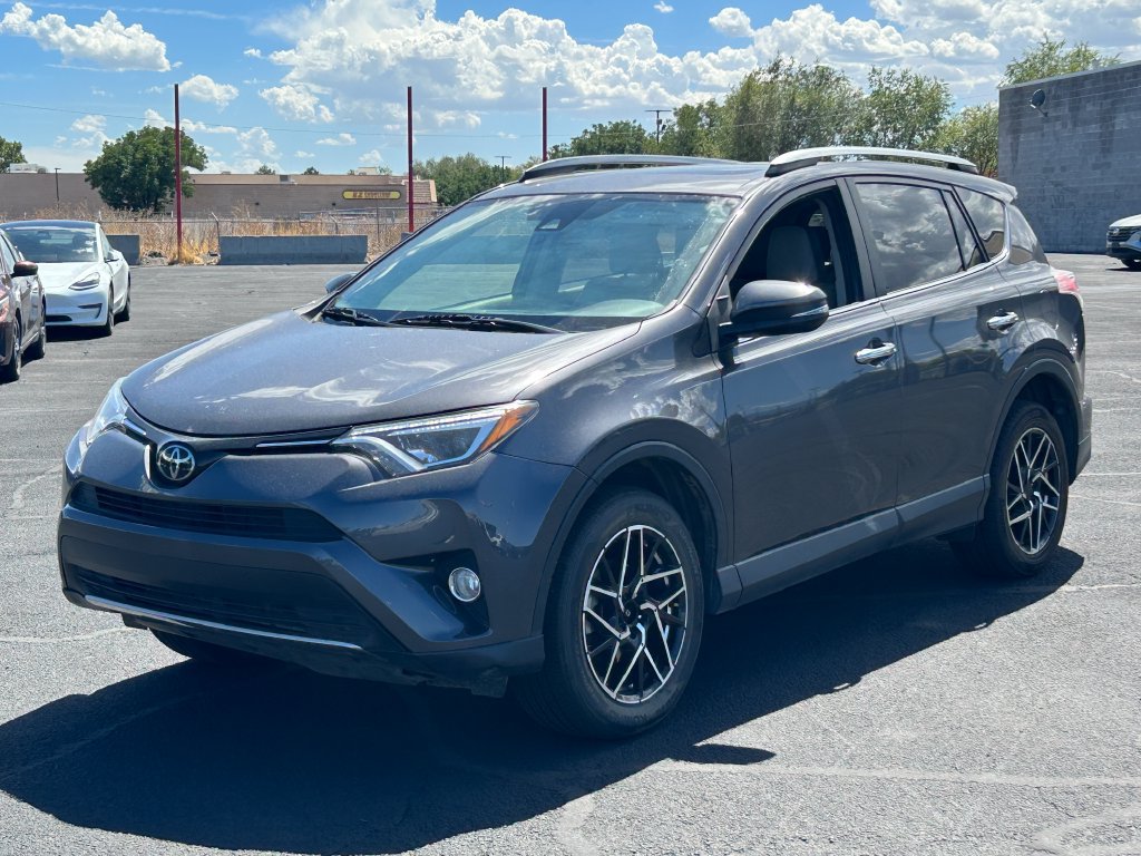 Used 2018 Toyota RAV4 Limited FWD image 7
