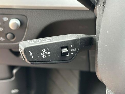 Used 2021 Audi Q5 e Prestige image 17