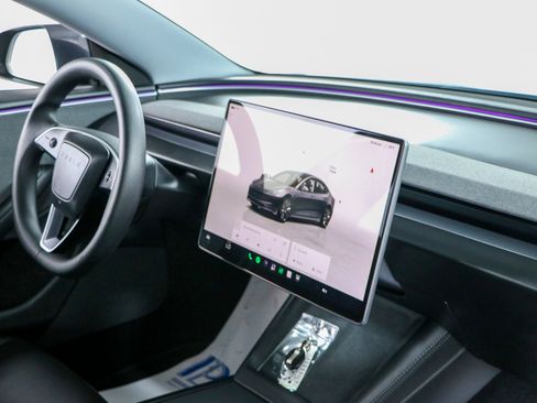 Used 2025 Tesla Model 3 Long Range RWD image 23
