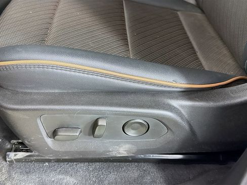 Used 2026 GMC Canyon AT4 w/ Technology Plus Package image 22