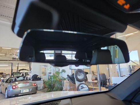 Used 2025 BMW X3 xDrive30i w/ Convenience Package AWD/4WD image 28