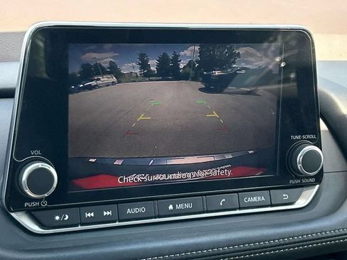 Certified 2023 Nissan Rogue SV w/ SV Premium B Package FWD image 33