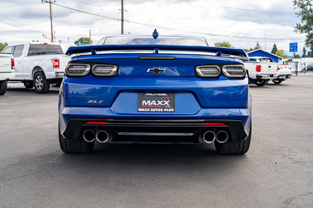 Used 2021 Chevrolet Camaro ZL1 RWD image 10