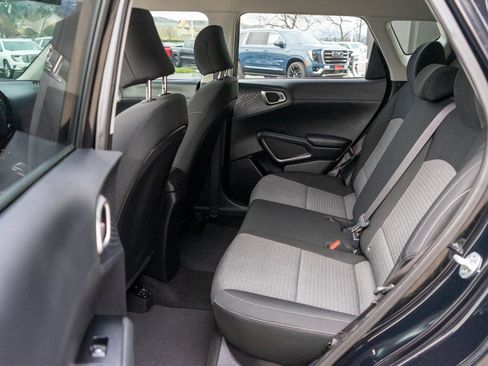 Used 2020 Kia Soul GT-Line image 12