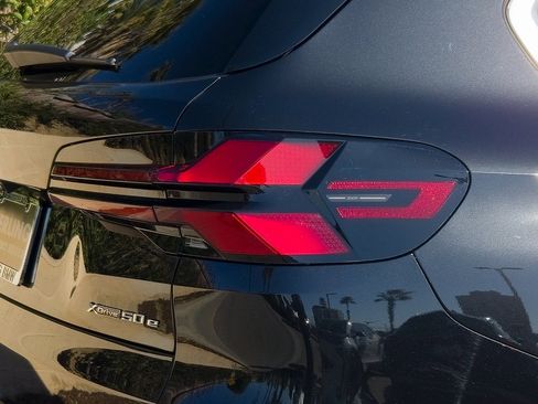 New 2026 BMW X5 xDrive50e w/ Executive Package image 7