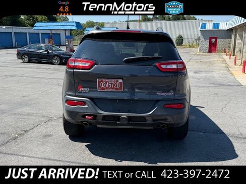 Used 2015 Jeep Cherokee Trailhawk w/ Comfort/Convenience Group AWD/4WD image 6