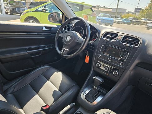 Used 2010 Volkswagen Jetta SE image 11