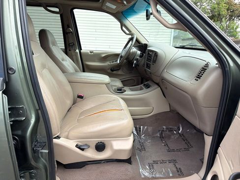 Used 2000 Ford Expedition Eddie Bauer AWD/4WD image 16
