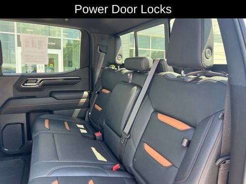 Used 2024 GMC Sierra 1500 AT4 w/ AT4 Premium Package AWD/4WD image 22