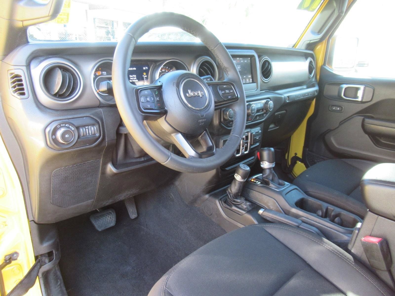 Used 2019 Jeep Wrangler Unlimited Sport S AWD/4WD image 17
