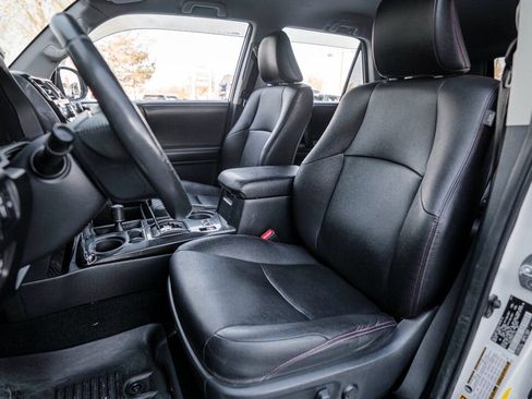 Used 2016 Toyota 4Runner TRD Pro image 17