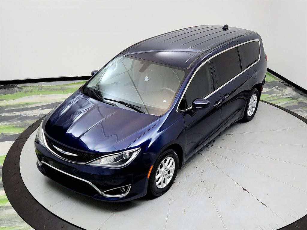 Used 2020 Chrysler Pacifica Touring FWD image 30