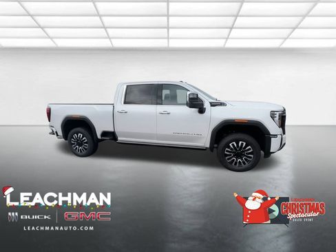 Used 2025 GMC Sierra 2500 Denali Ultimate image 8