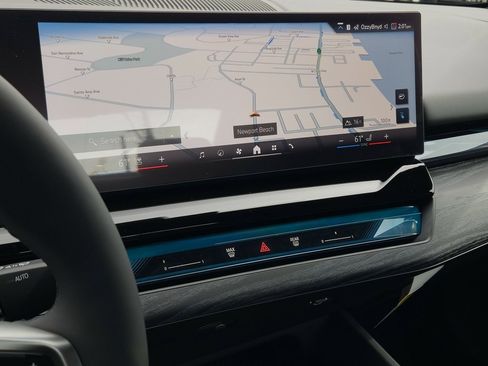 New 2026 BMW i5 eDrive40 w/ M Sport Package image 12