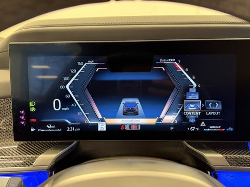 Used 2023 BMW 760i xDrive image 11