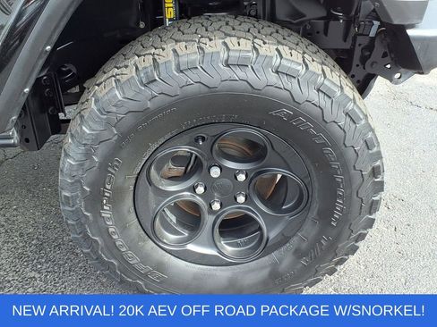 Used 2024 Jeep Gladiator Sport AWD/4WD image 27