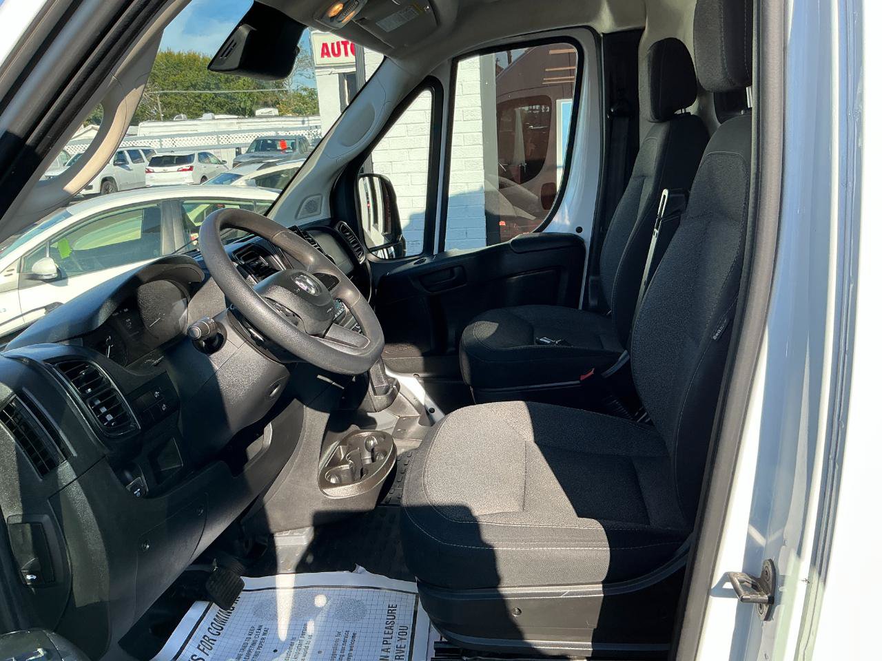 Used 2024 RAM ProMaster 2500 FWD image 10