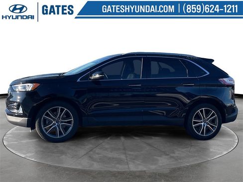 Used 2020 Ford Edge Titanium image 6