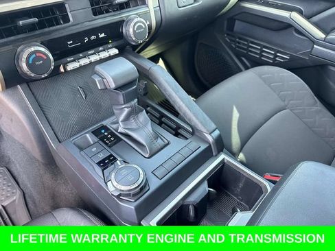 Used 2025 Toyota Tacoma SR5 AWD/4WD image 25