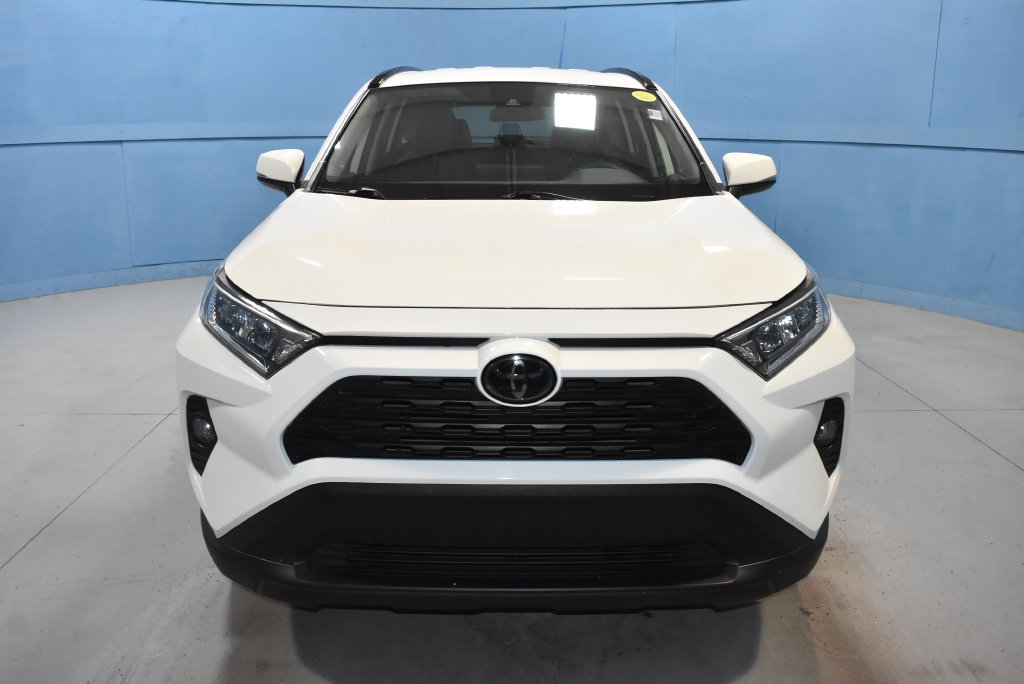 Used 2020 Toyota RAV4 XLE FWD image 21