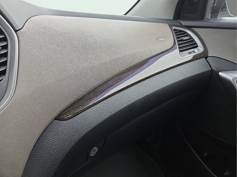 Used 2017 Hyundai Santa Fe Sport FWD image 21
