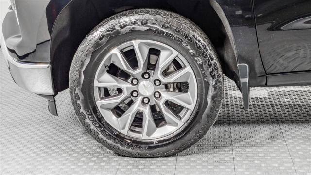 Used 2023 Chevrolet Silverado 1500 LT AWD/4WD image 34