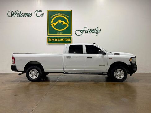 Used 2022 RAM 3500 Tradesman AWD/4WD image 2
