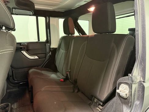 Used 2017 Jeep Wrangler Unlimited Sahara w/ Dual Top Group image 20