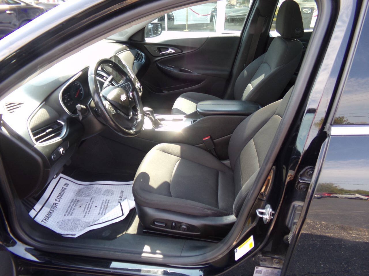 Used 2021 Chevrolet Malibu LT w/ Midnight Edition FWD image 10