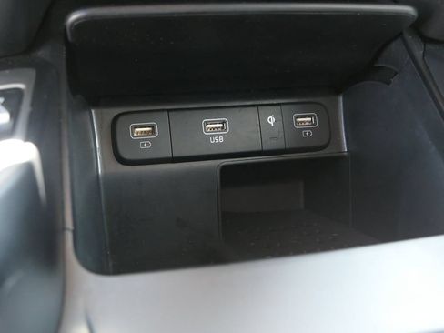 Used 2023 Kia Sorento EX AWD/4WD image 23