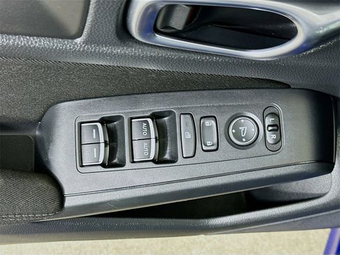 Used 2023 Honda Civic Sport image 20