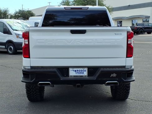 Used 2021 Chevrolet Silverado 1500 LT Trail Boss AWD/4WD image 4