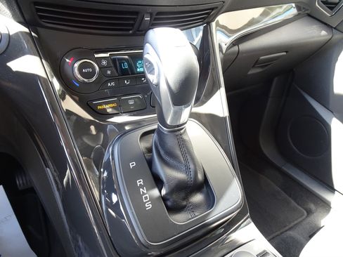 Used 2015 Ford Escape Titanium image 18